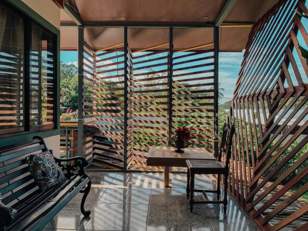 Organico Punta Riel Hotel Кахуита Екстериор снимка