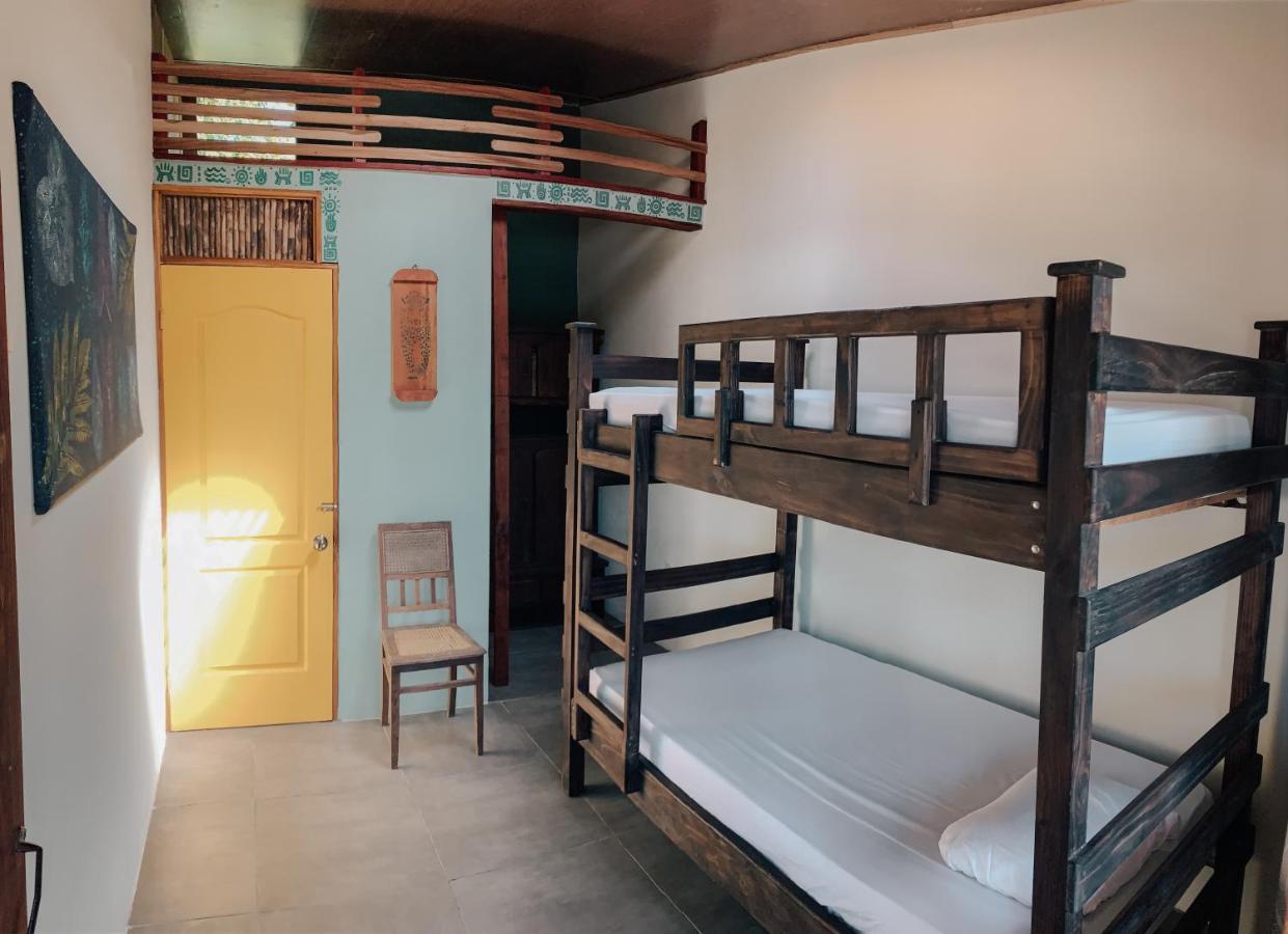 Organico Punta Riel Hotel Кахуита Екстериор снимка