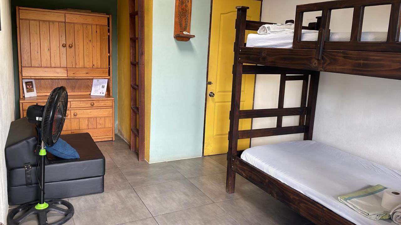 Organico Punta Riel Hotel Кахуита Екстериор снимка