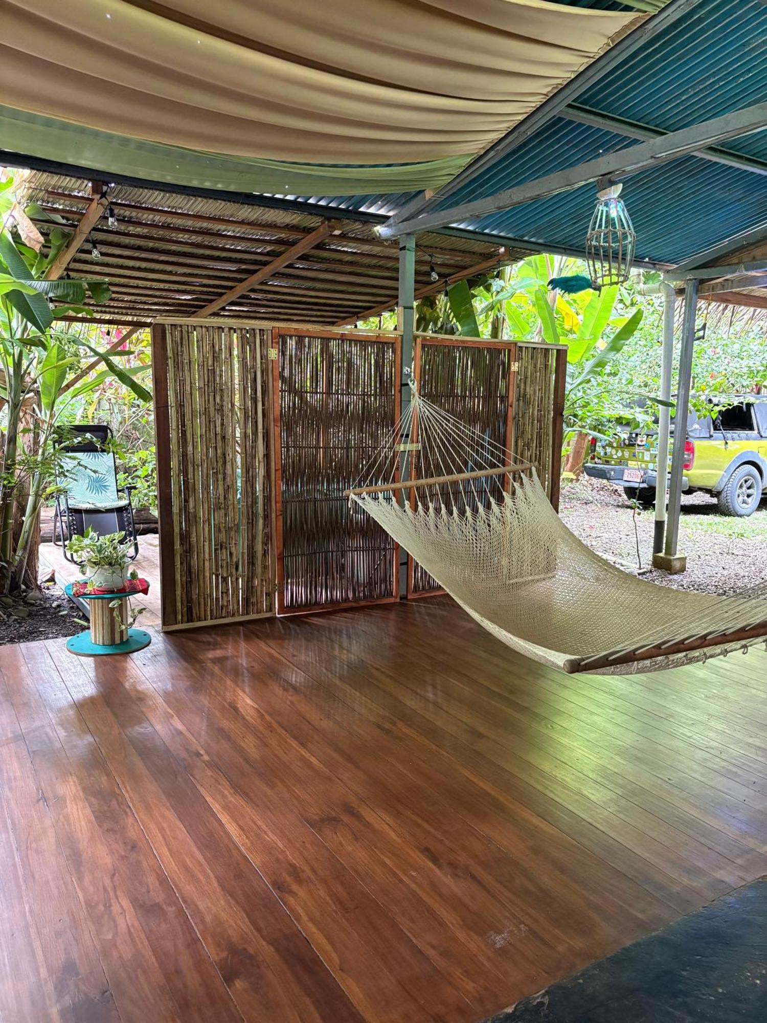 Organico Punta Riel Hotel Кахуита Екстериор снимка