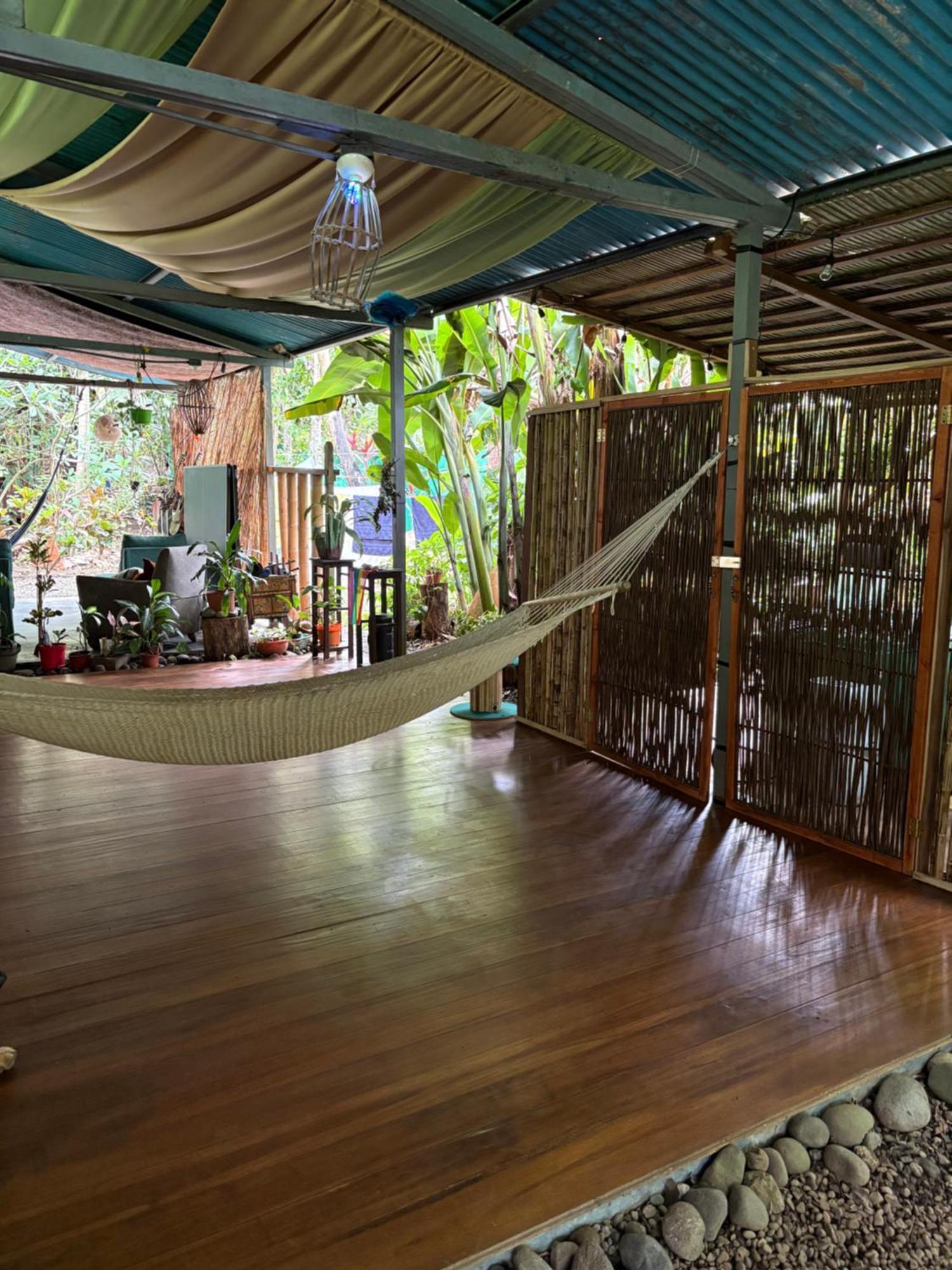 Organico Punta Riel Hotel Кахуита Екстериор снимка