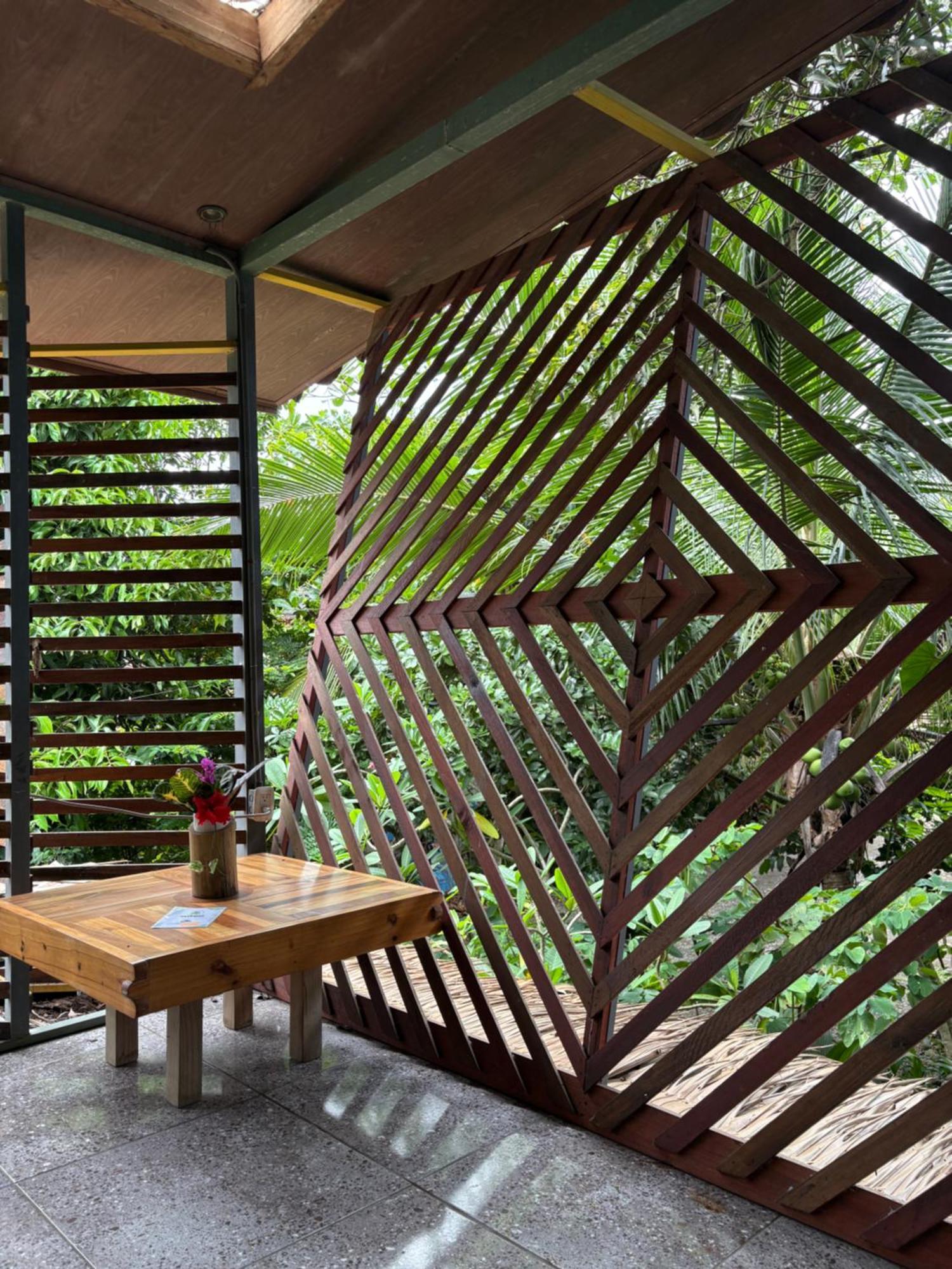 Organico Punta Riel Hotel Кахуита Екстериор снимка