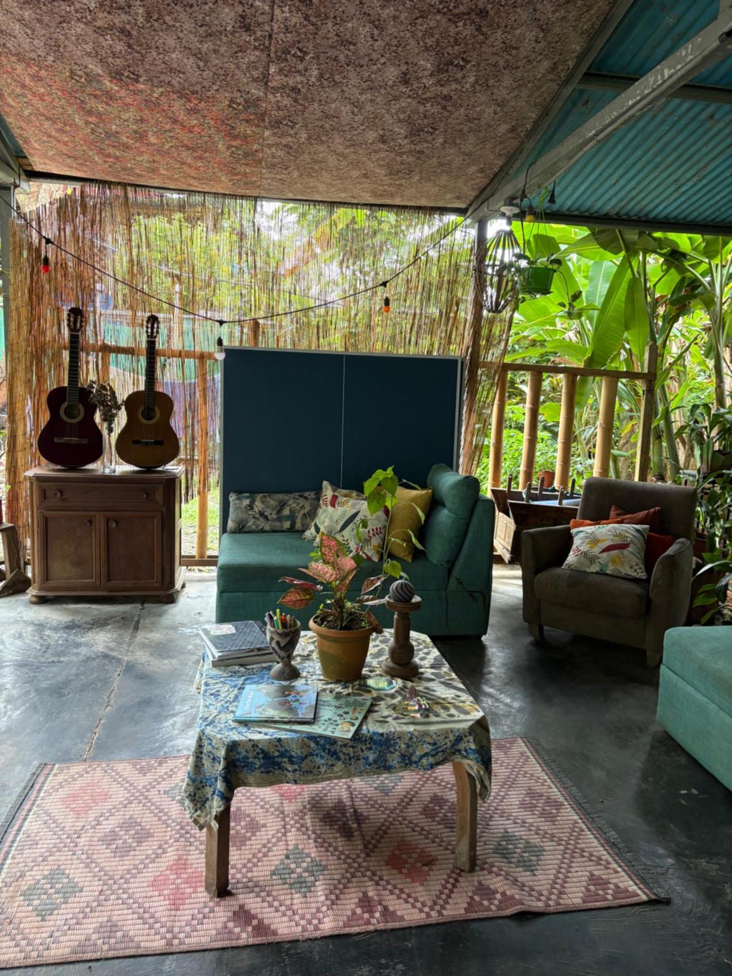 Organico Punta Riel Hotel Кахуита Екстериор снимка