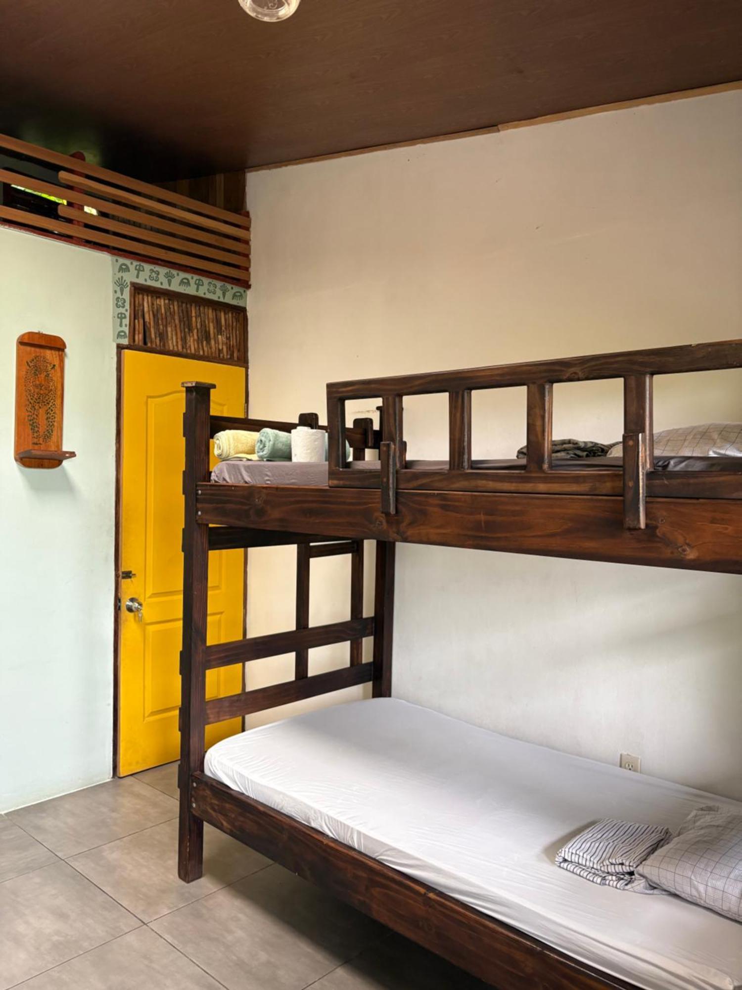Organico Punta Riel Hotel Кахуита Екстериор снимка