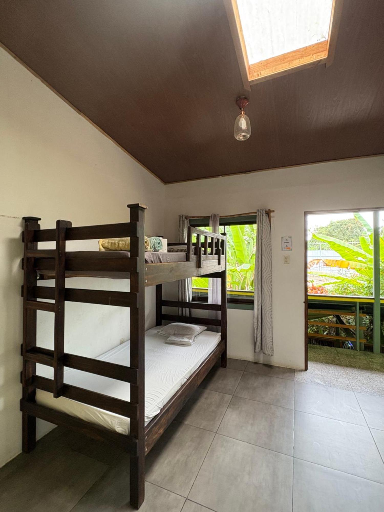 Organico Punta Riel Hotel Кахуита Екстериор снимка