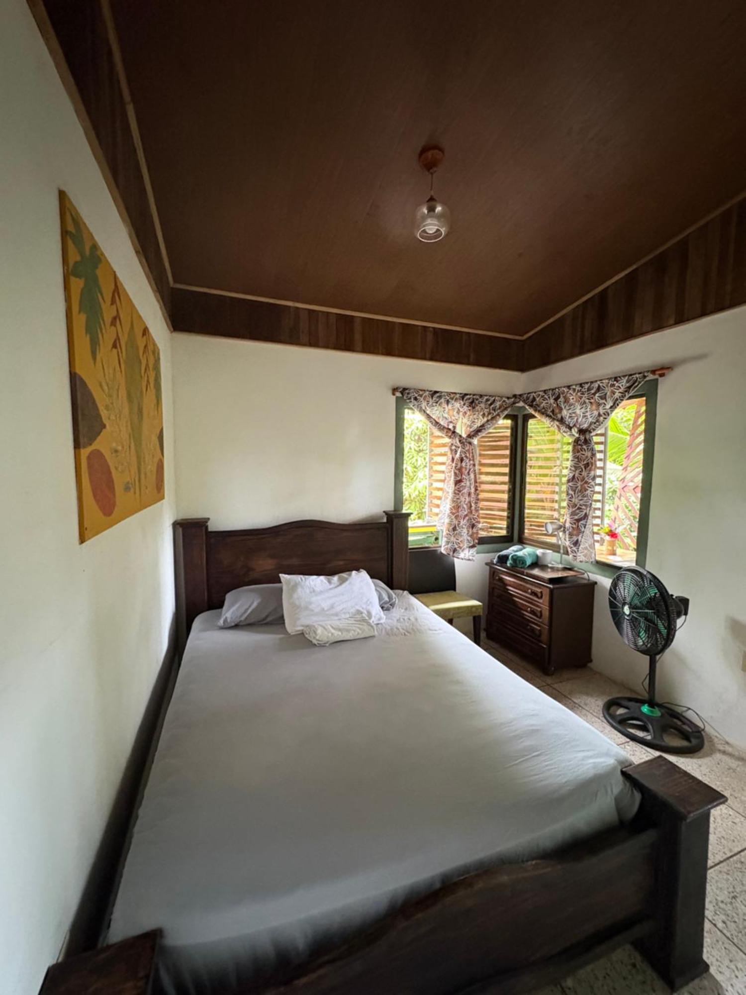 Organico Punta Riel Hotel Кахуита Екстериор снимка